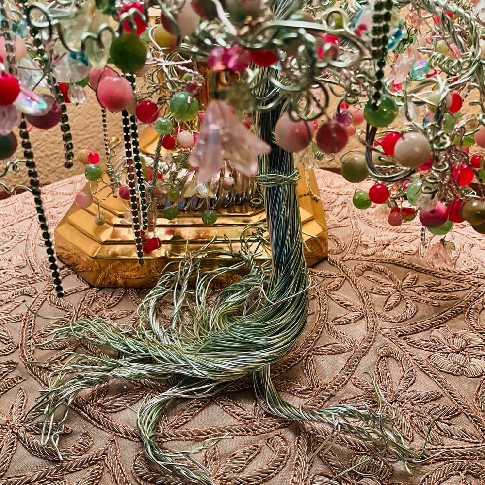 Calming tree - Picture 2 of 5